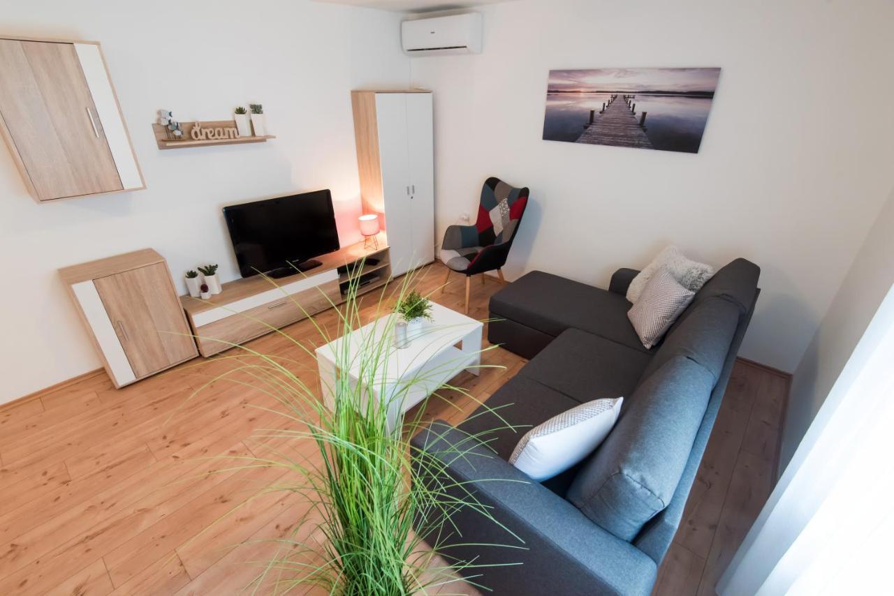 Apartment Luka Arbanasi Zadar Exteriör bild